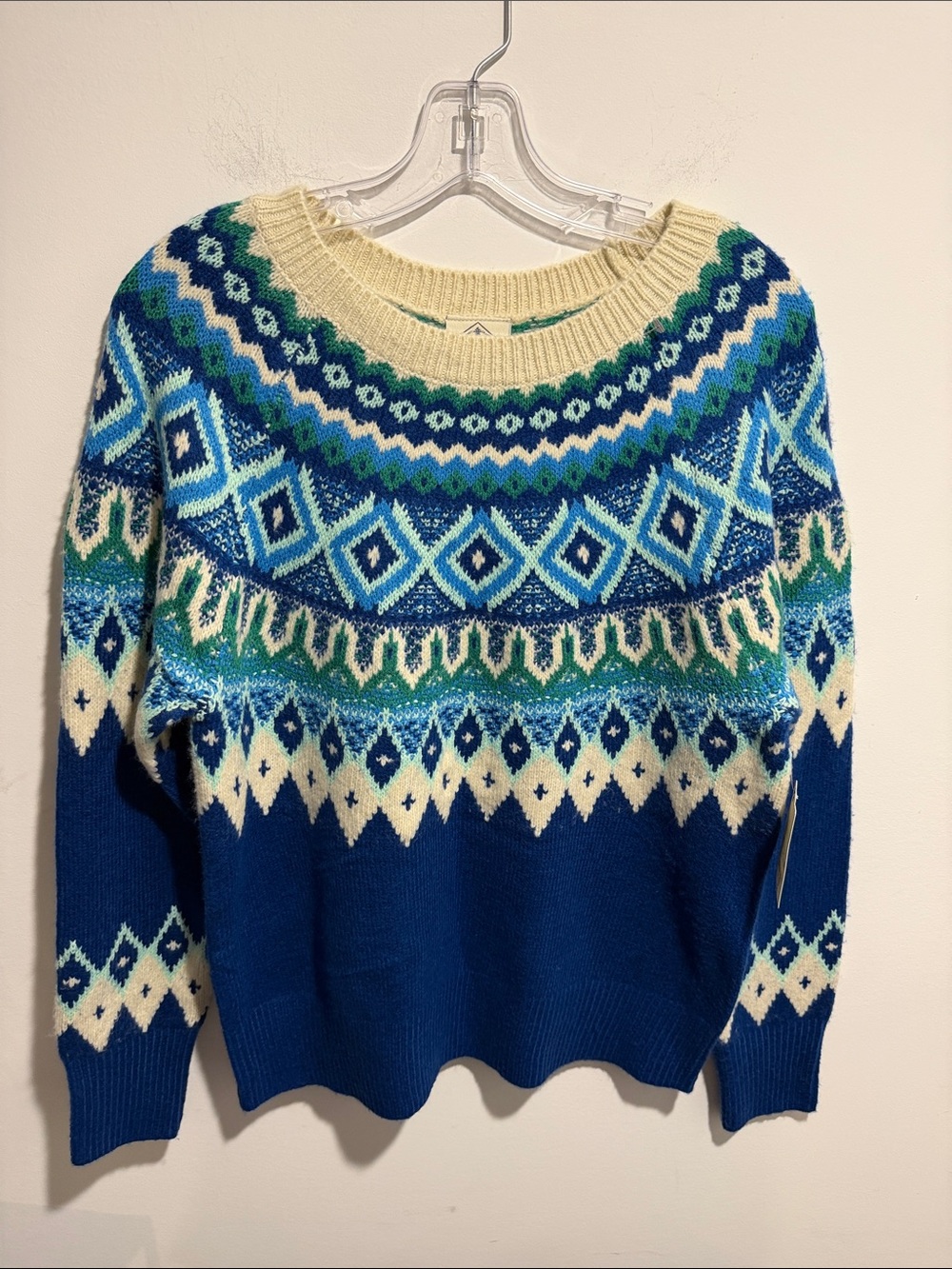 St. John's Bay Blue & Cream Fair Isle Crewneck Sweater Size Medium NWT